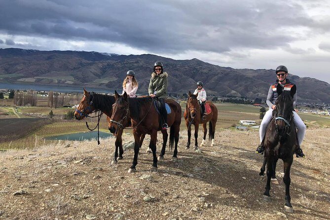Golden Hills Horse Trek in Central Otago - Key Points