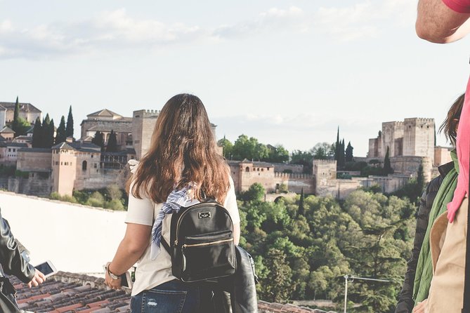 Golden Hour in Granada: Sunset Walking Tour with Play Granada - Stop 2: Mirador de Los Carvajales—panoramas with breathing room