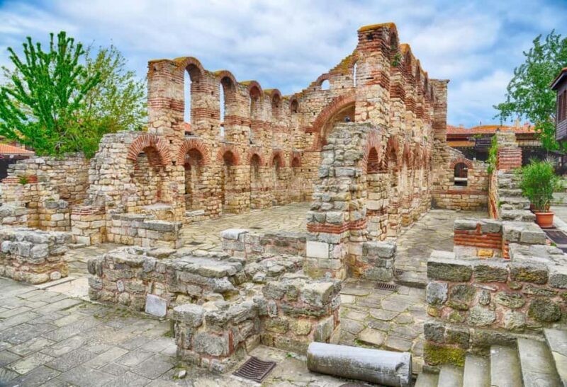 Golden Sands: Nessebar Day Trip with or without Lunch - Discovering Nessebar: A Day Trip Worth Considering