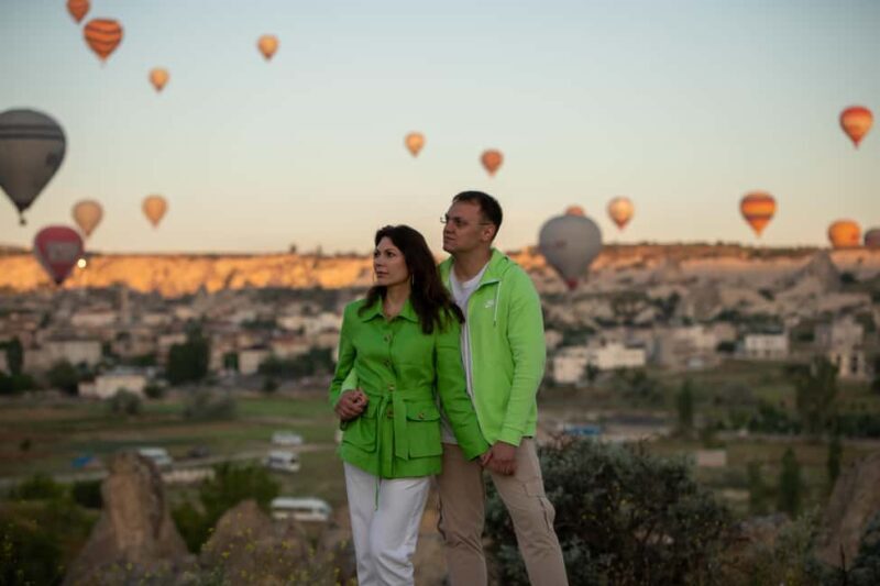 Göreme Valleys Photo Session with Balloons and Vintage Car - Why Do People Love This Tour?