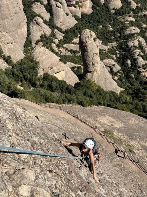 Gorros de Montserrat: climb and enjoy the magical mountain from its peaks. - Final Thoughts