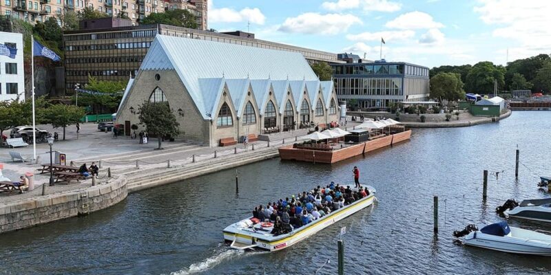 Gothenburg: City Canal Sightseeing Cruise - Who Will Enjoy This Tour?