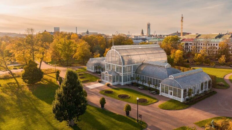 Gothenburg: Guided Walking Tour of the Main Landmarks - Who Will Love This Tour?
