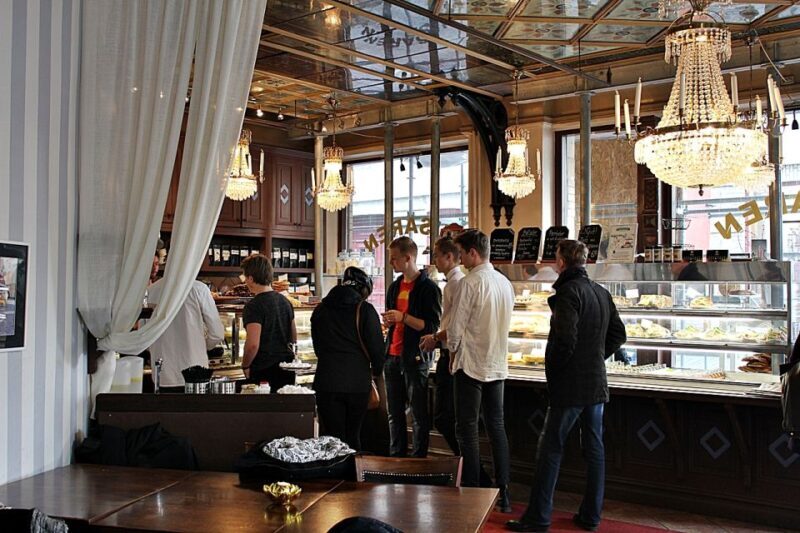 Gothenburg: Haga Old Town Walking Tour - Exploring Haga Old Town: What to Expect