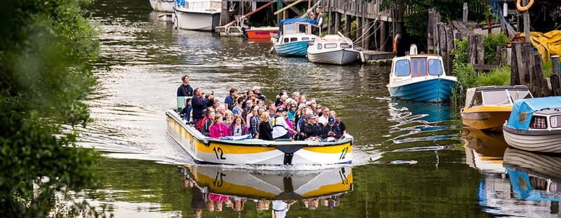 Gothenburg: Paddan Sightseeing Cruise on the River Säveån - Exploring Gothenburg from the Water