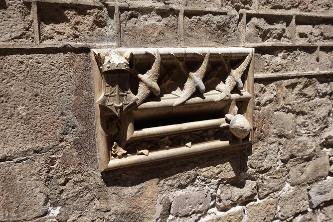 Gothic Quarter Insights & Tapas Experience - The Iconic Santa Maria del Mar