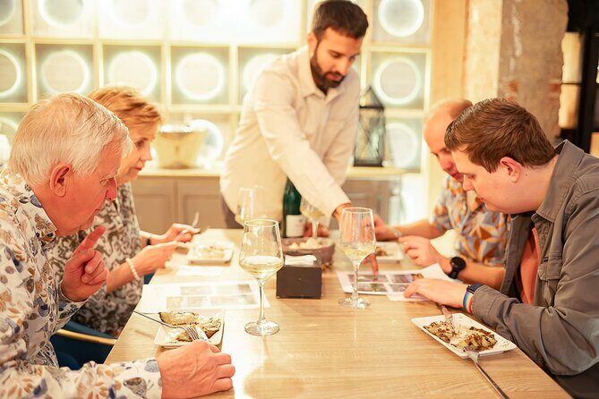 Gourmet Pintxos & Premium Wines small groups Food Tour - Key Points
