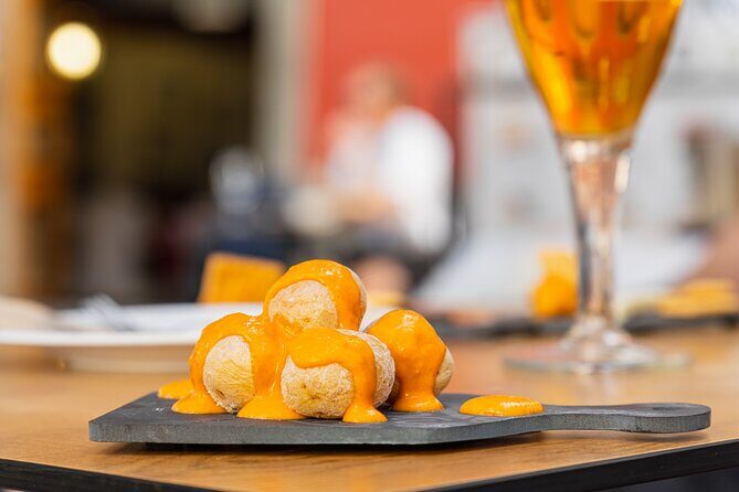 Gourmet Tapas and Wine Tour in the Old Town of Las Palmas - Key Points