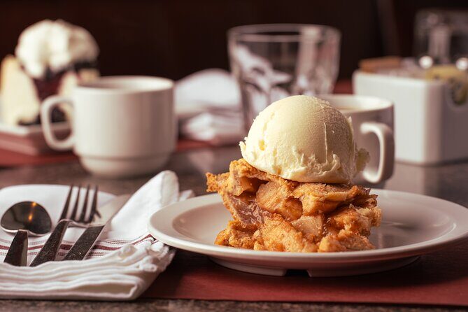 Gourmet tour Groupe Sogno Experience by Cicerone Tours - What Travelers Might Expect