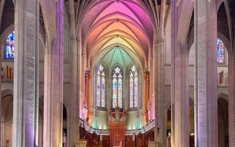 Grace Cathedral: Explore the Beauty (Entry + Self-Led Tour) - Visitor Experience and Atmosphere