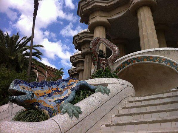 Gracia Village Private Walking Tour - Exploring the Charms of Gracia: A Walk Through Barcelona’s Hidden Neighborhood