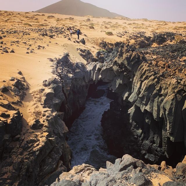 Graciosa Island: Jeep Safari Playa De las Conchas - The Tour Experience in Detail