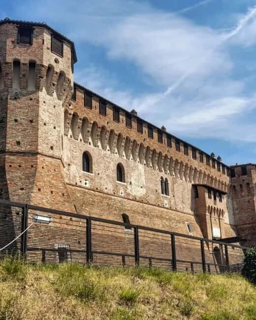 Gradara: Entry Ticket to Rocca with Audio Guide App - The Audio Guide Controversy