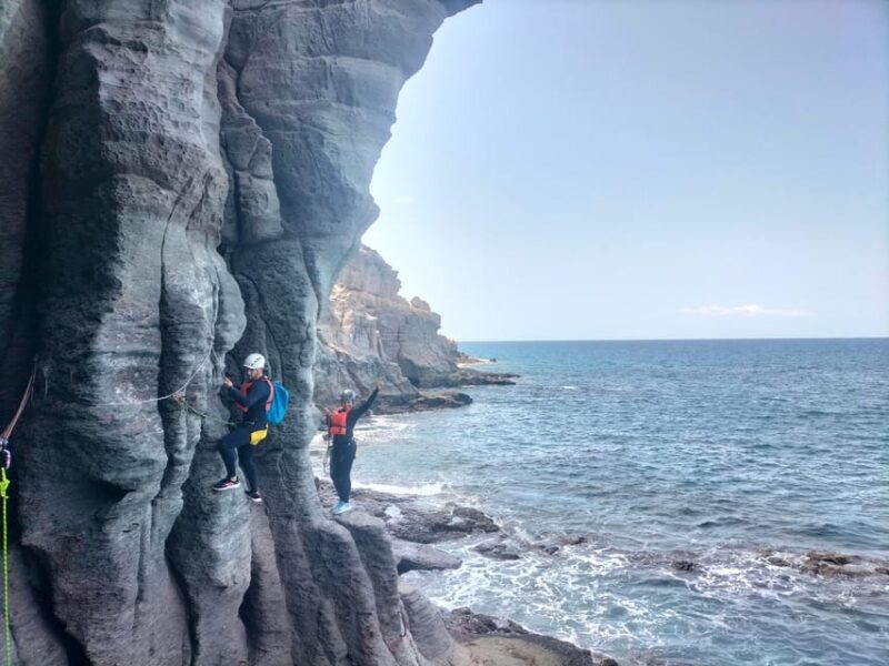 Gran Canaria : Coastering adventure - What Is Coasteering in Gran Canaria?