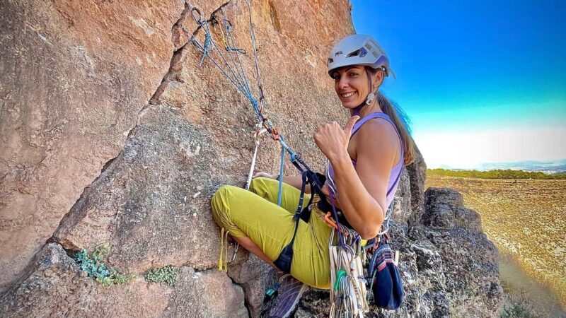 Granada: 2-Day Traditional Rock Climbing Outdoor Course - Practicalities and Tips