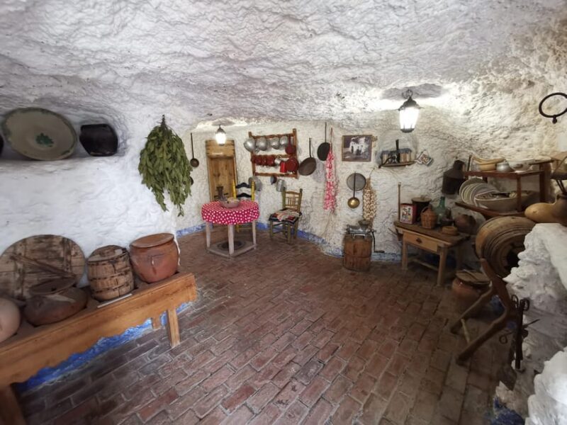 Granada: Albaicín, Sacromonte & Museum of Caves Walking Tour - Final Words