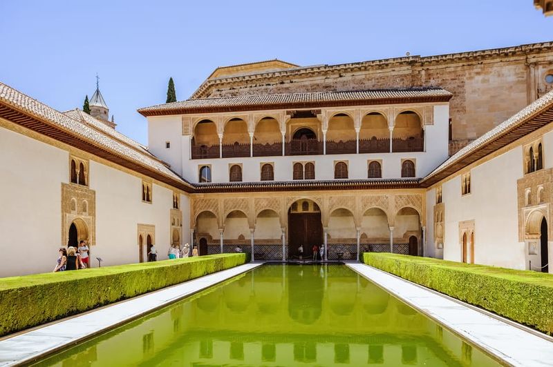 Granada: Alhambra and Nasrid Palaces Entry Ticket - Palace of Charles V and the Mosque Baths: More Than One Style