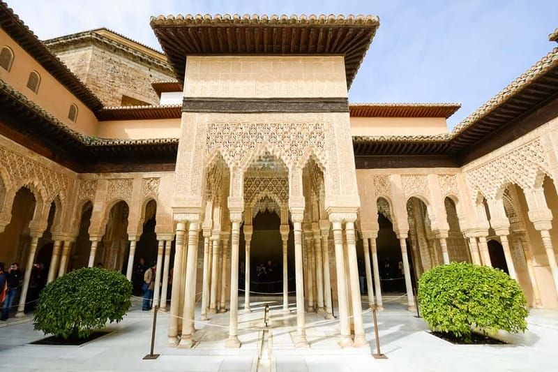 Granada: Alhambra & Gardens Tour w/Nasrid Palaces Option - Alhambra in Granada: full palaces option vs. surroundings