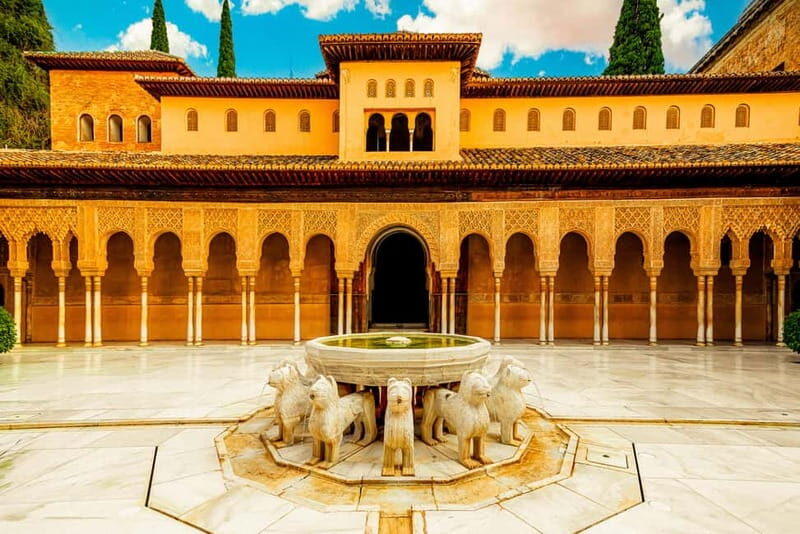 Granada: Alhambra, Generalife & Nasrid Palaces Guided Tour - Who Should Consider This Tour?