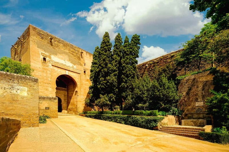 Granada: Alhambra, Generalife & Nasrid Palaces Guided Tour - Final Thoughts