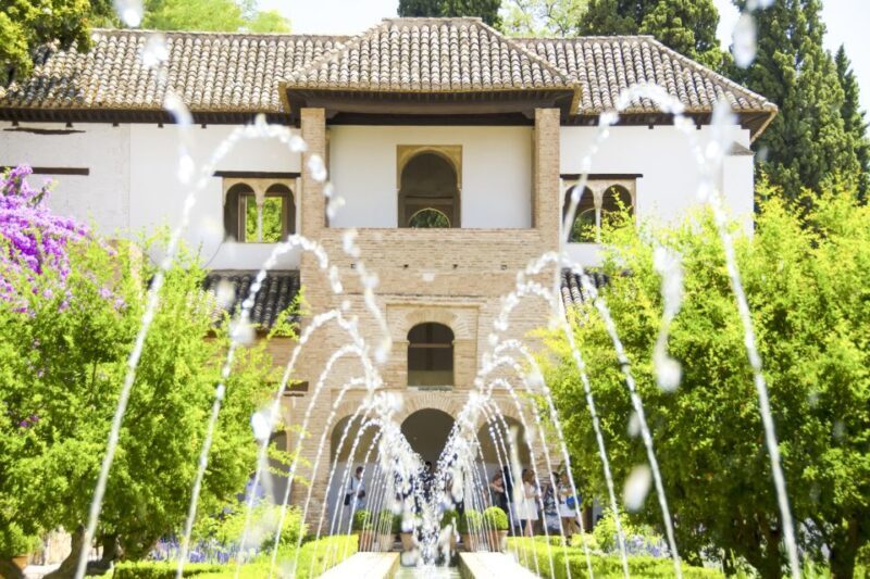 Granada: Alhambra Guided Tour and Arabian Bath and Massage - FAQs