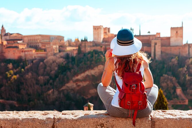Granada: Alhambra Guided Tour including Nasrid Palaces - Stop 3: Alcazaba Fortress and Torre de la Vela—defense with a payoff view