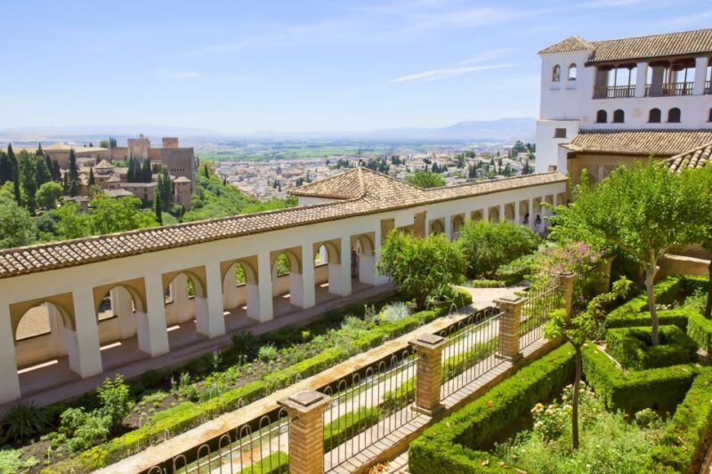 Granada: Alhambra Small Group Tour with Nasrid Palaces - FAQs