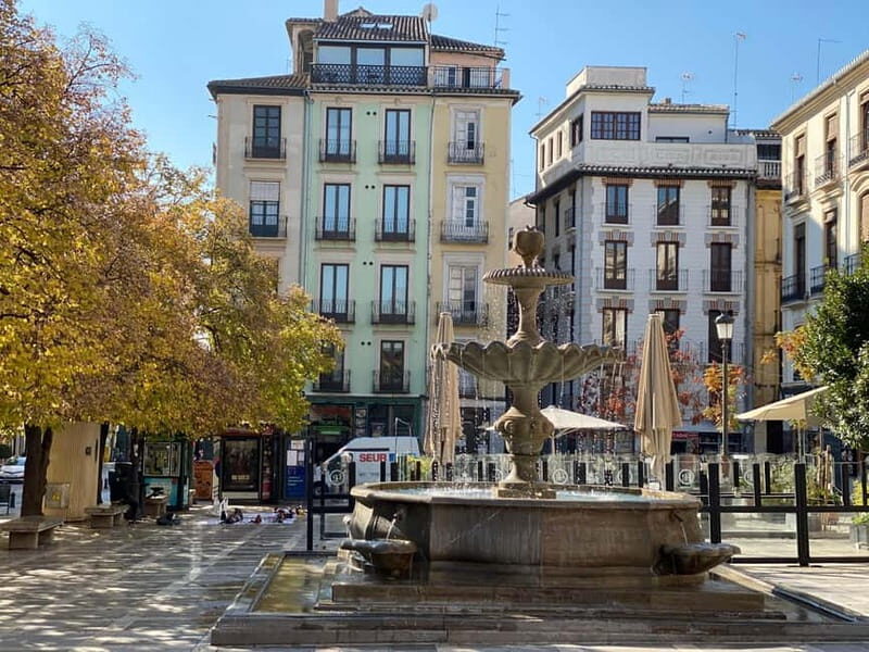 Granada: Arabic Monuments Guided Tour - Key Points