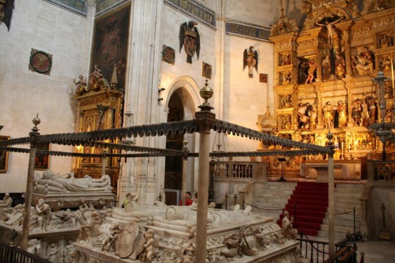 Granada: Cathedral & Royal Chapel Skip the Line Tour - Key Points