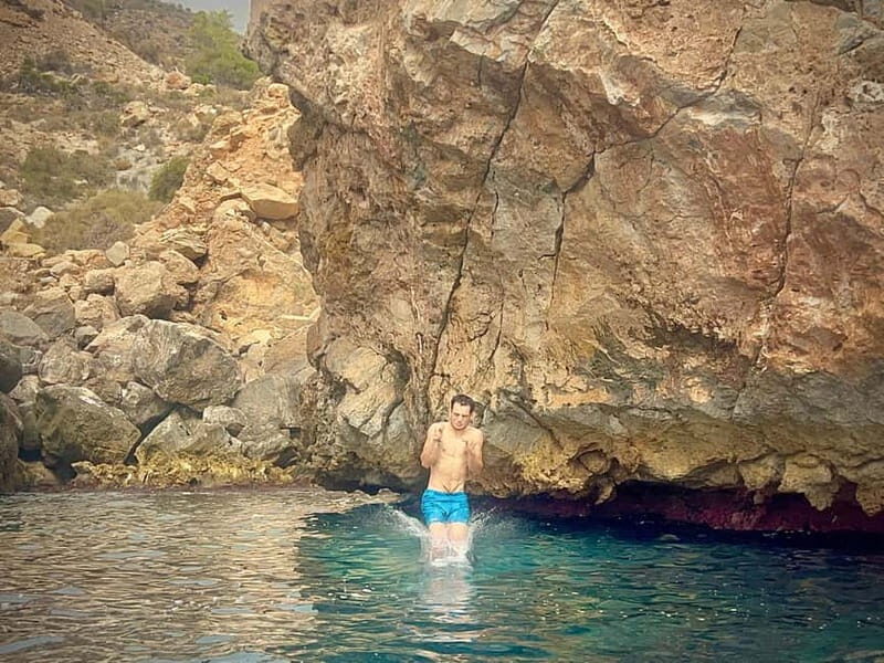 Granada: Deep Water Soloing in Calahonda Pier - What Makes Deep Water Soloing in Calahonda Special?