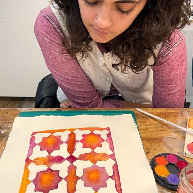 Granada: Draw and paint designs of the Alhambra - FAQ