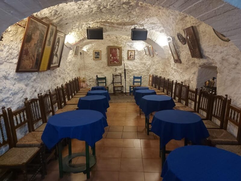 Granada: Flamenco Show in the Cave LA FARAONA - The Sum Up