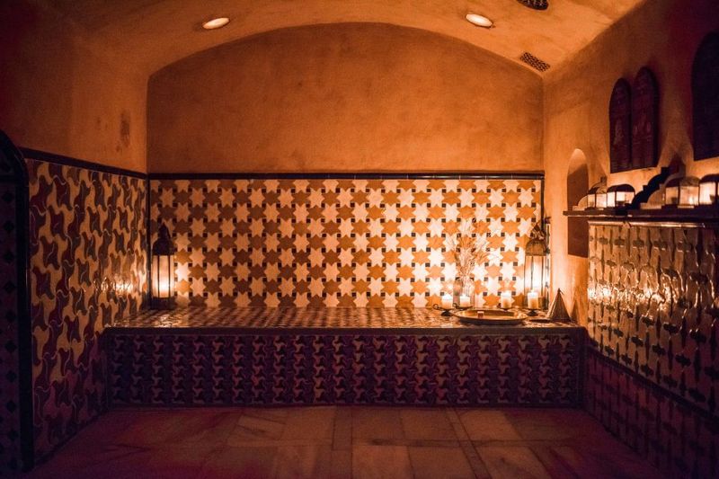 Granada: Hammam Al Ándalus with Massage - Massage add-on: 15 or 30 minutes of reset