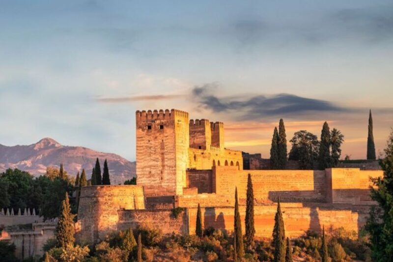 Granada: Private custom tour with a local guide - What to Expect from the Tour