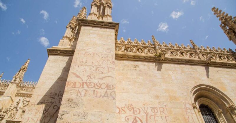 Granada: Royal Chapel and Historical Center Walking Tour - What to Expect from the Granada Royal Chapel and Historic Center Tour
