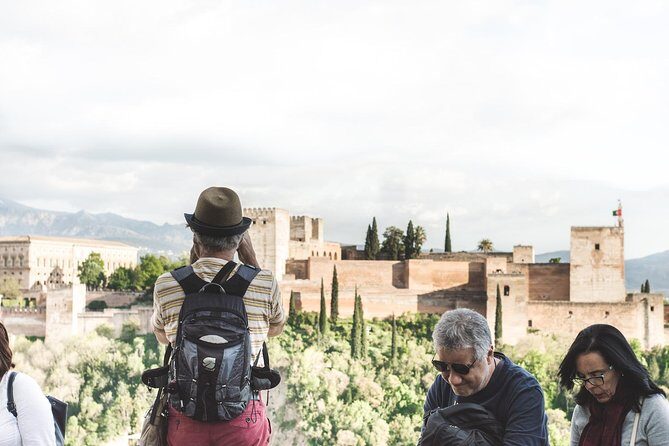 Granada's Hidden Treasures: Albayzin and Sacromonte Walking Tour - Who Would Enjoy This Tour?