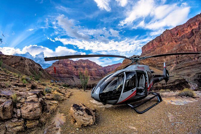 Grand Canyon Deluxe Helicopter Tour with Landing from Las Vegas - A Complete Look at the Grand Canyon Deluxe Helicopter Tour