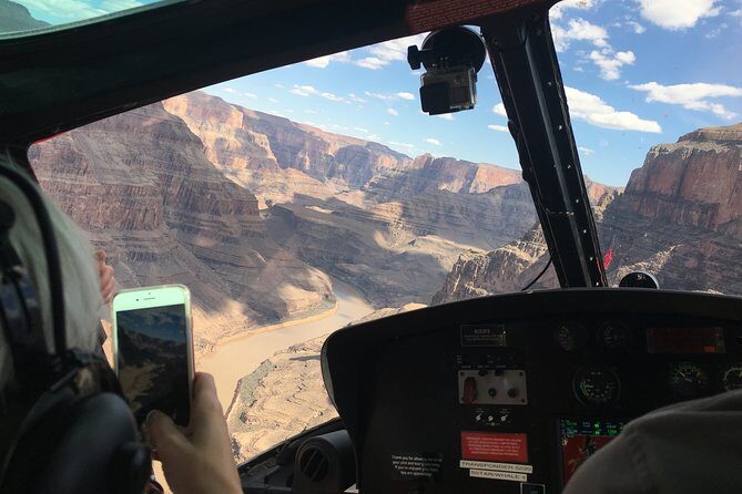 Grand Canyon Helicopter Flight with Emerald Cave Kayak Tour - FAQ