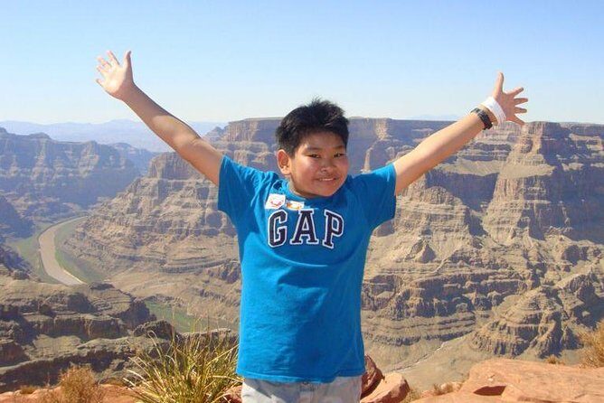 Grand Canyon West Rim by Coach with Helicopter Tour and Meals - FAQ