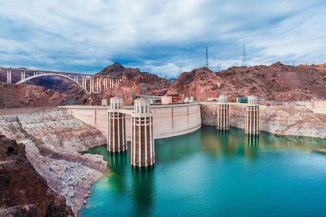 Grand Canyon West, Hoover Dam Stop, Breakfast, Lunch & Skywalk - Key things to know before you go