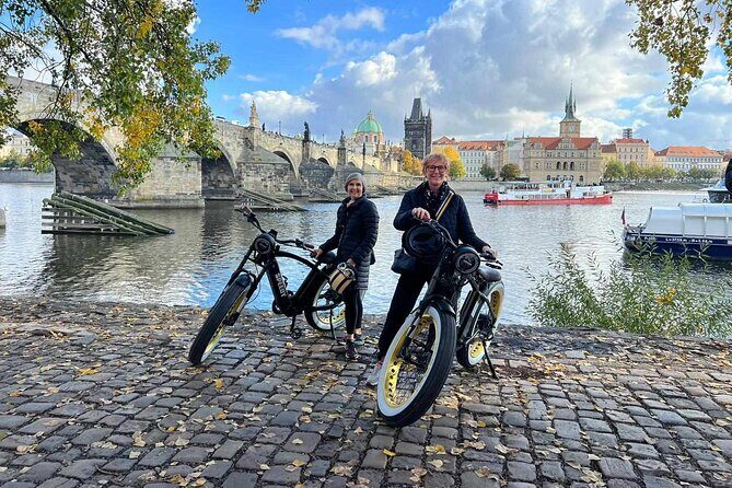 Grand City Tour of Prague on Retro Styled E-Bike - FAQ