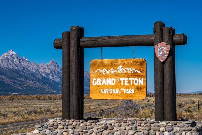 Grand Teton,Yellowstone National Park,Las Vegas 8Day Tour from LA - Key Points