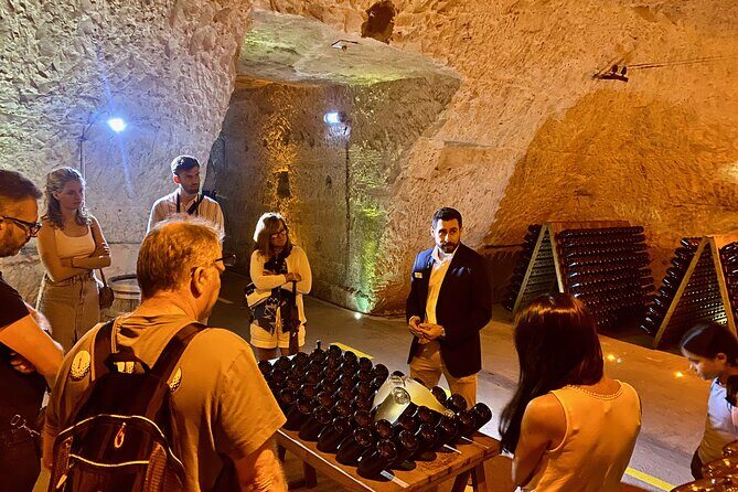 GRAND VINTAGE Moet et Chandon Veuve Clicquot Cellars & Tastings - Introduction