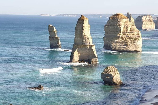 Great Ocean Road 12 Apostles kangaroo, koala and chocolate tour - Key Points
