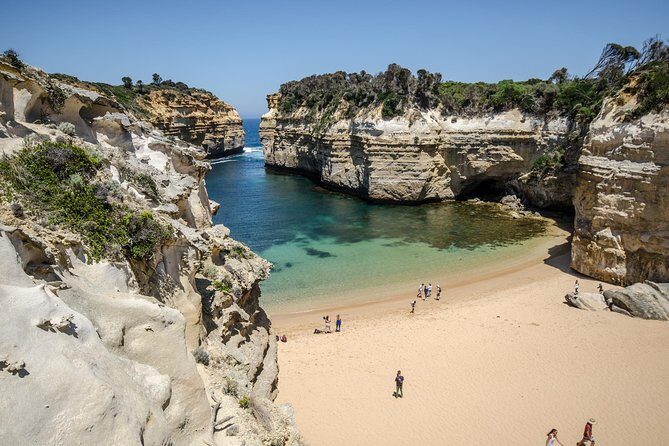 Great Ocean Road, 12 Apostles, Loch Ard Gorge & lunch - Melbourne - The Value of This Tour