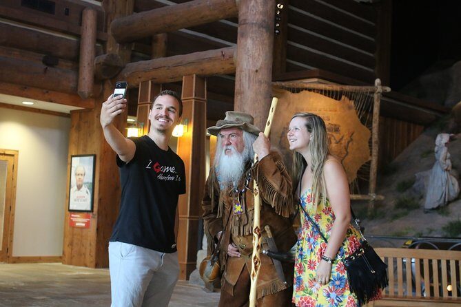 Great Platte River Road Archway Monument - What Are the Downsides?