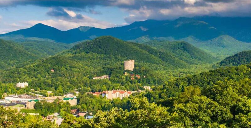 Great Smoky Mountains: Elkmont Historic District Tour - Key Points