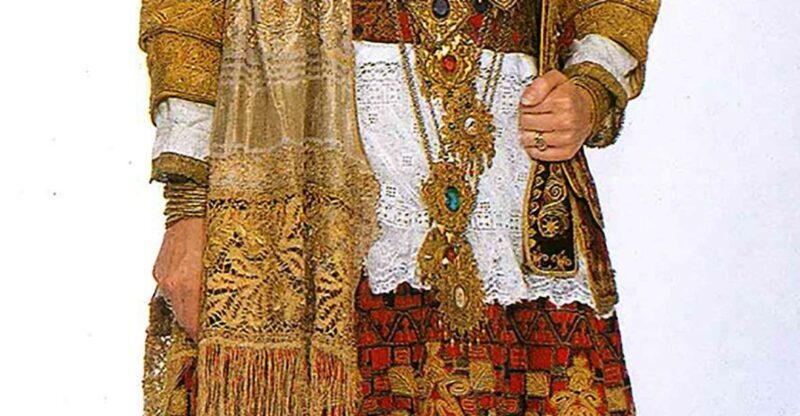 Greek dance lessons - The Itinerary in Detail