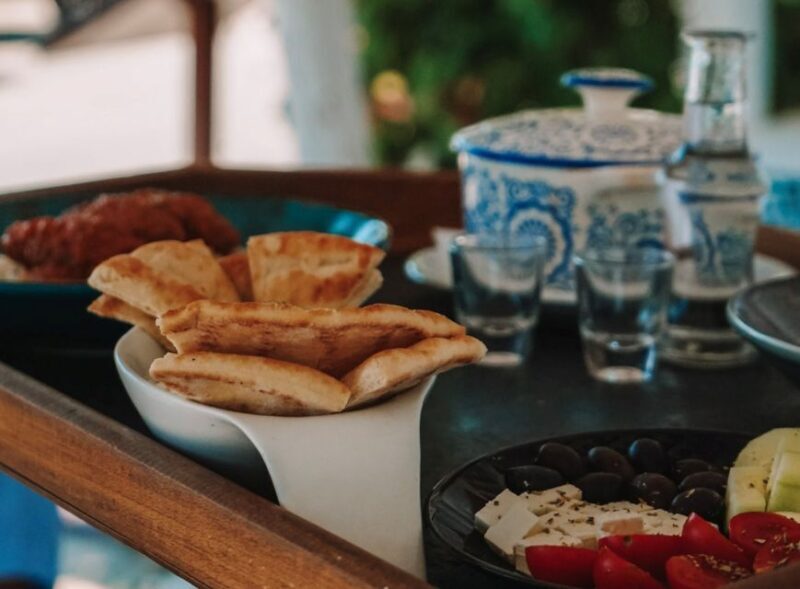 Greek food tasting experience - Key Points