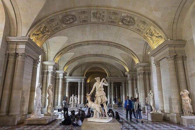 Greek Mythology at the Louvre. Private tour. - FAQ